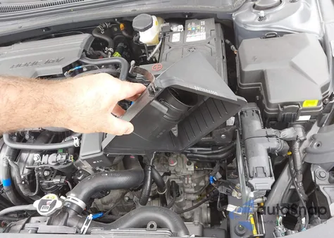 2024 Hyundai Elantra Se из США, поврежденный, VIN KMHLL4DG3RU715553